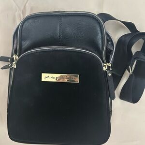 Petunia Pickle Bottom Crossbody - Black